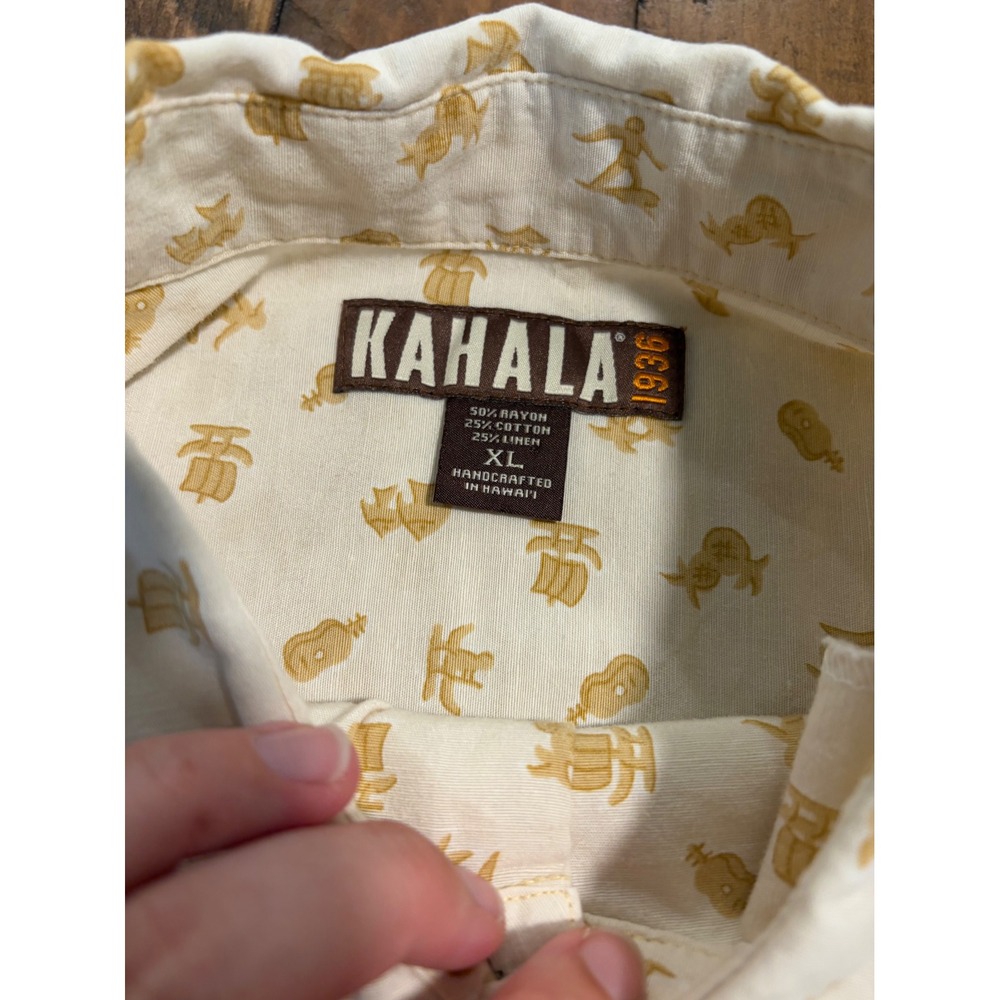 Kahala Mens XL Hawaiian Shirt Surfer Canoe Ukulele Print Rayon Linen Cream Tan - Picture 7 of 11